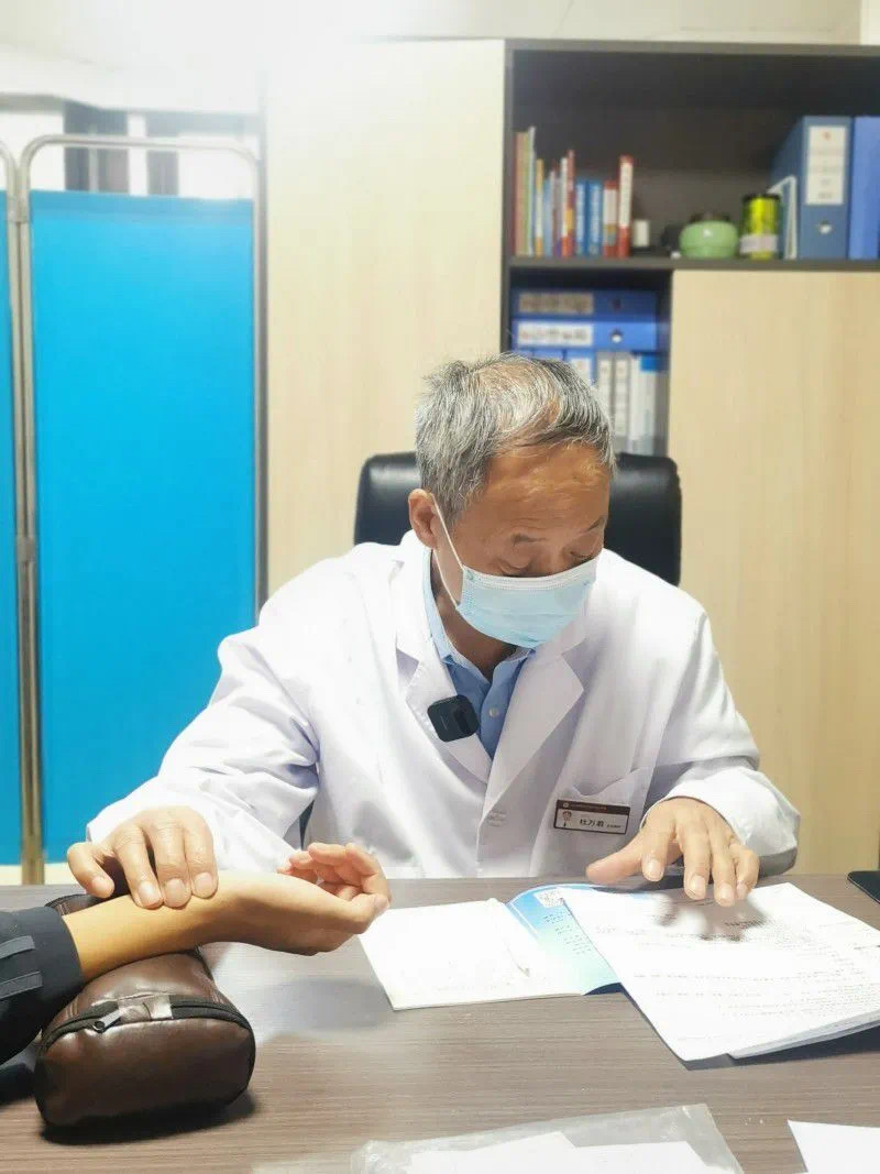 杜万君：部分精神分类症患者，小时候就有预兆了！