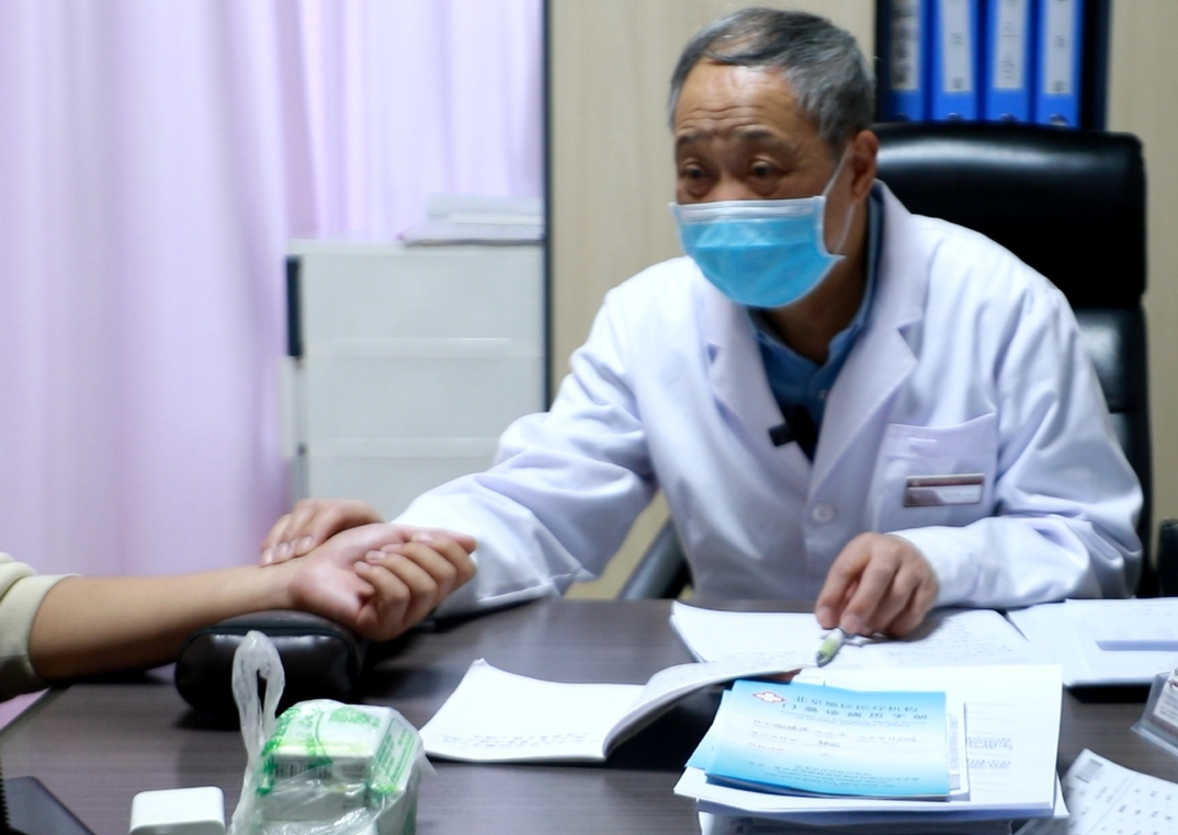 两会聚焦精神心理健康，精神科杜万君中西结合守护青少年身心发展